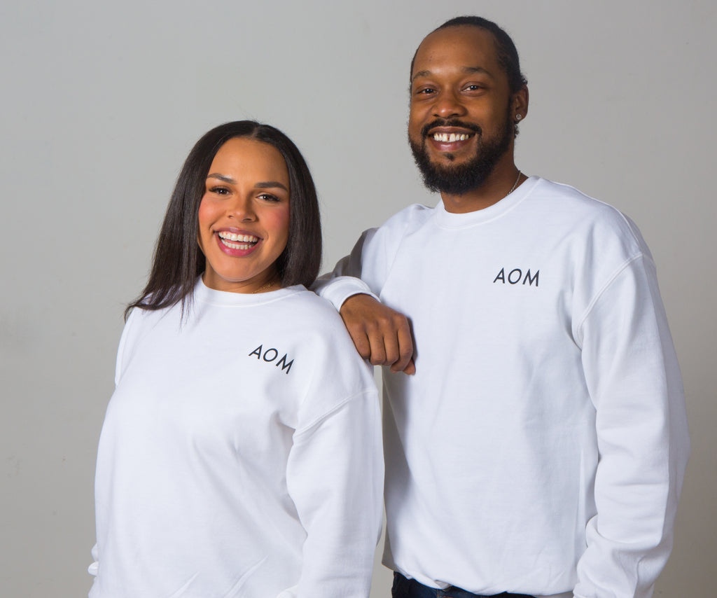 AOM Basic | White